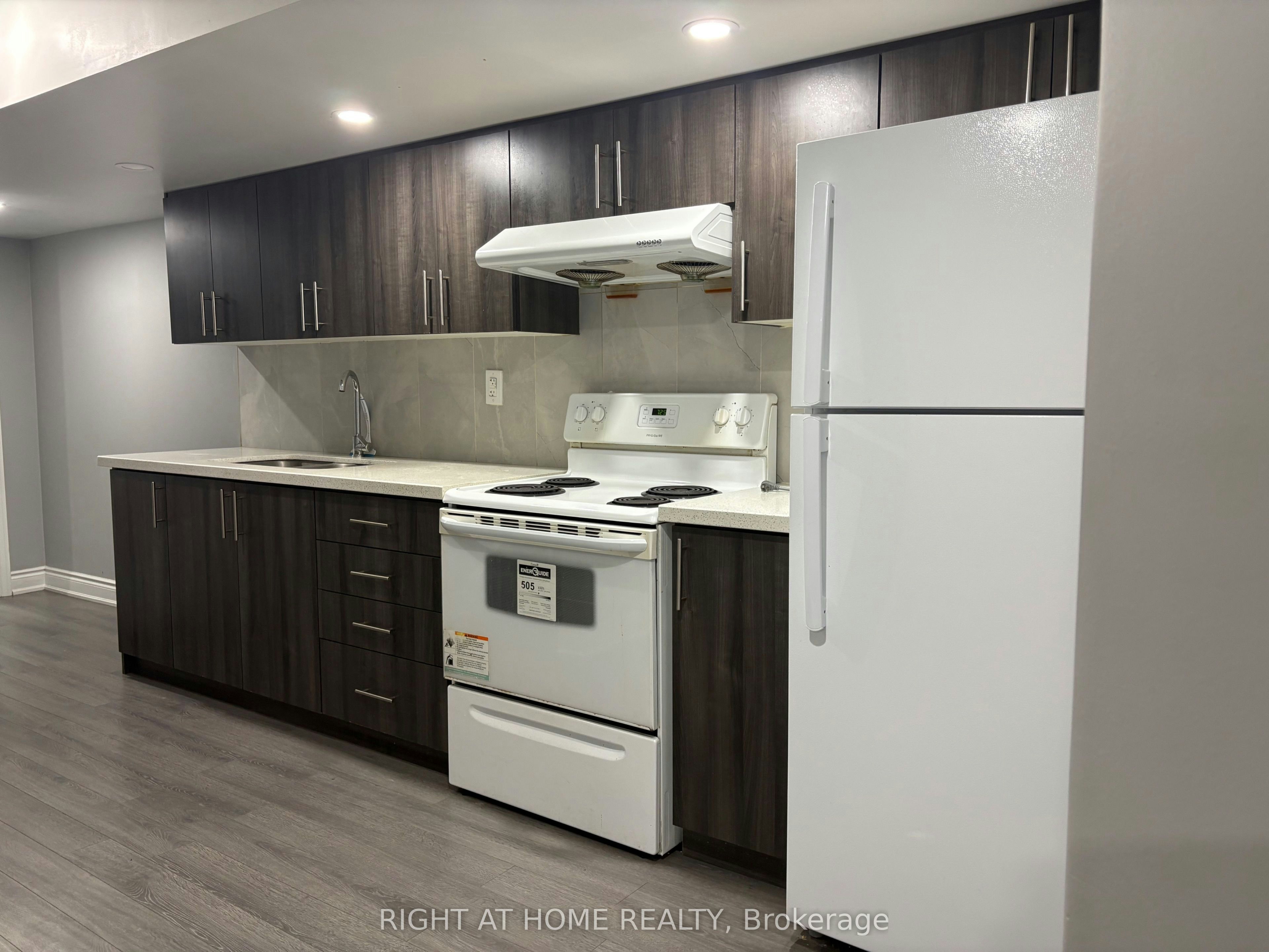 (Lower Level)-846 Francine Crescent, Mississauga, ON, L5V 0E2 - 8