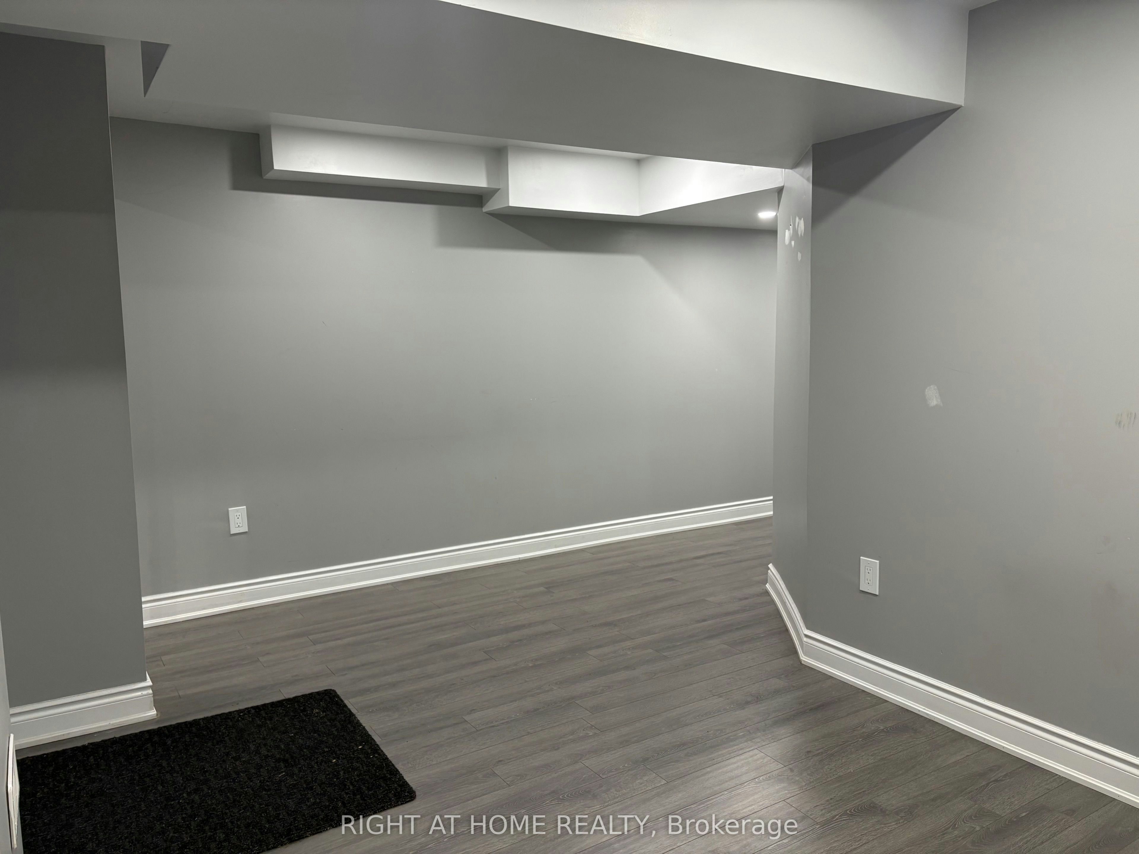(Lower Level)-846 Francine Crescent, Mississauga, ON, L5V 0E2 - 6