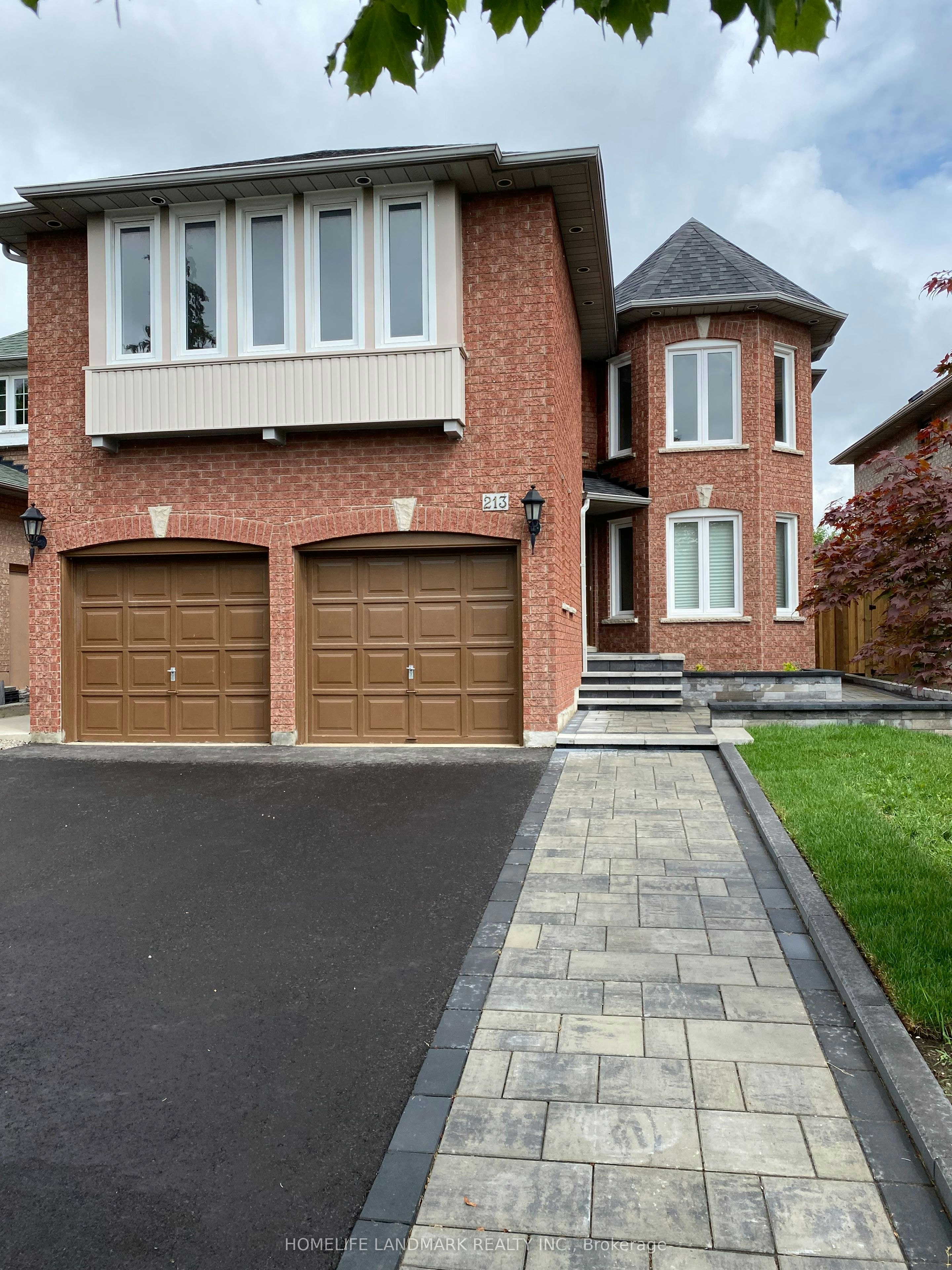 213 Barondale Drive, Mississauga, ON, L4Z 3N7