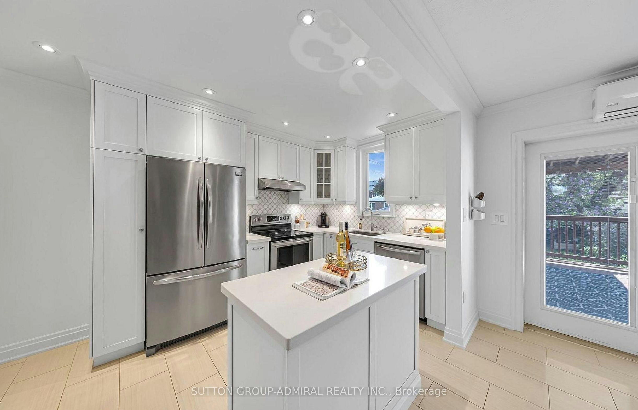 451 Whitmore Avenue, Toronto, ON, M6E 2N6 - 11