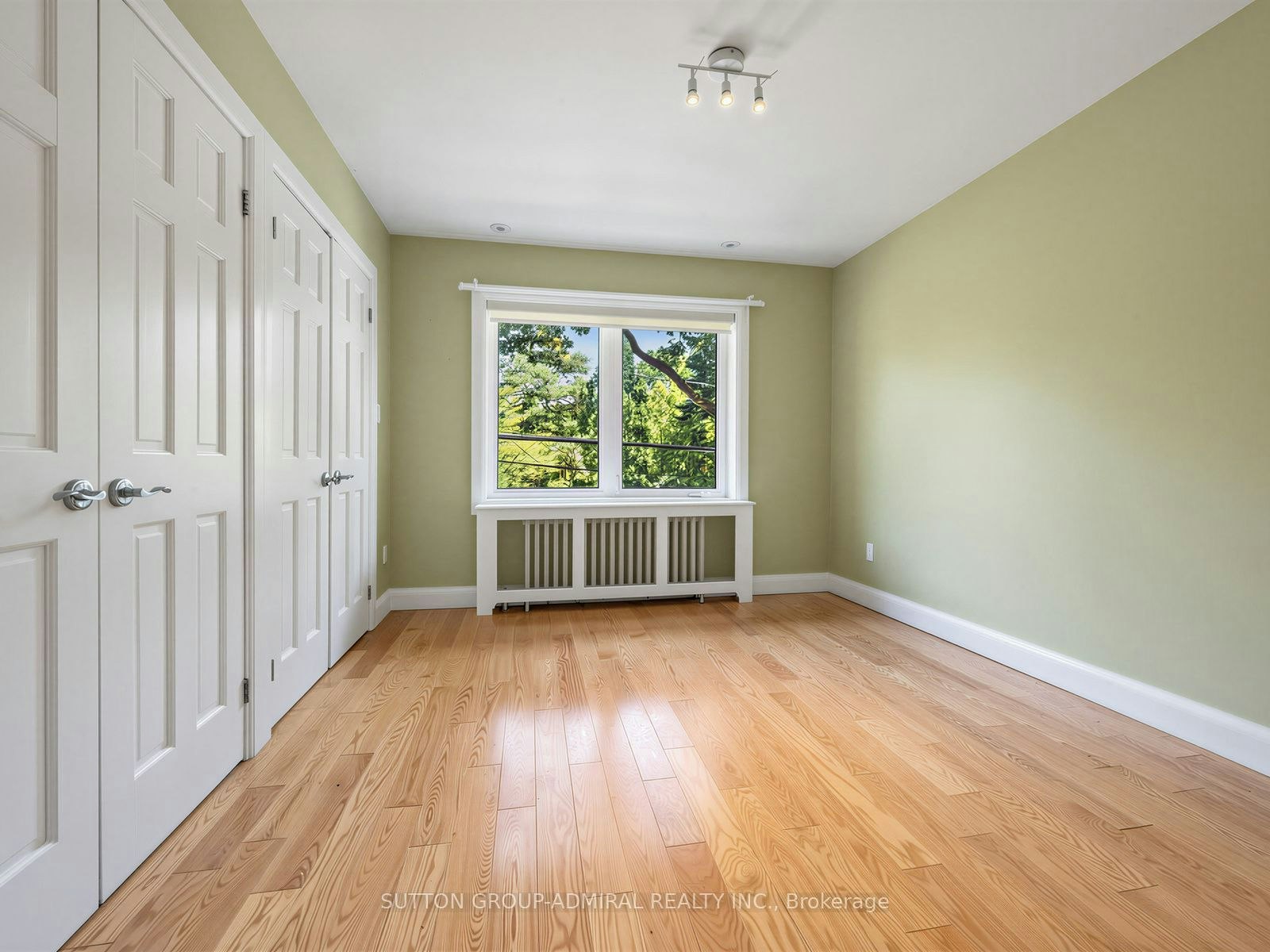 246 Ellis Main Avenue, Toronto, ON, M6S 2X2 - 17
