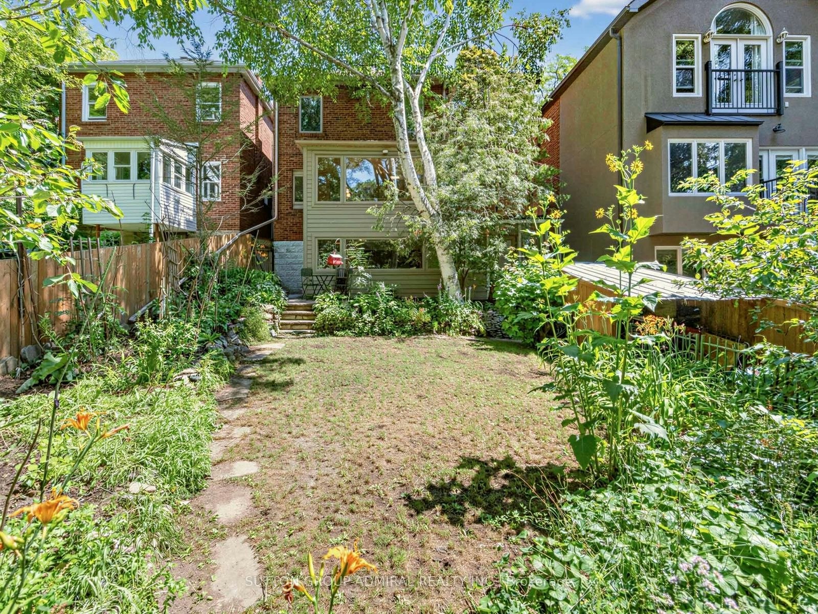 246 Ellis Main Avenue, Toronto, ON, M6S 2X2 - 24