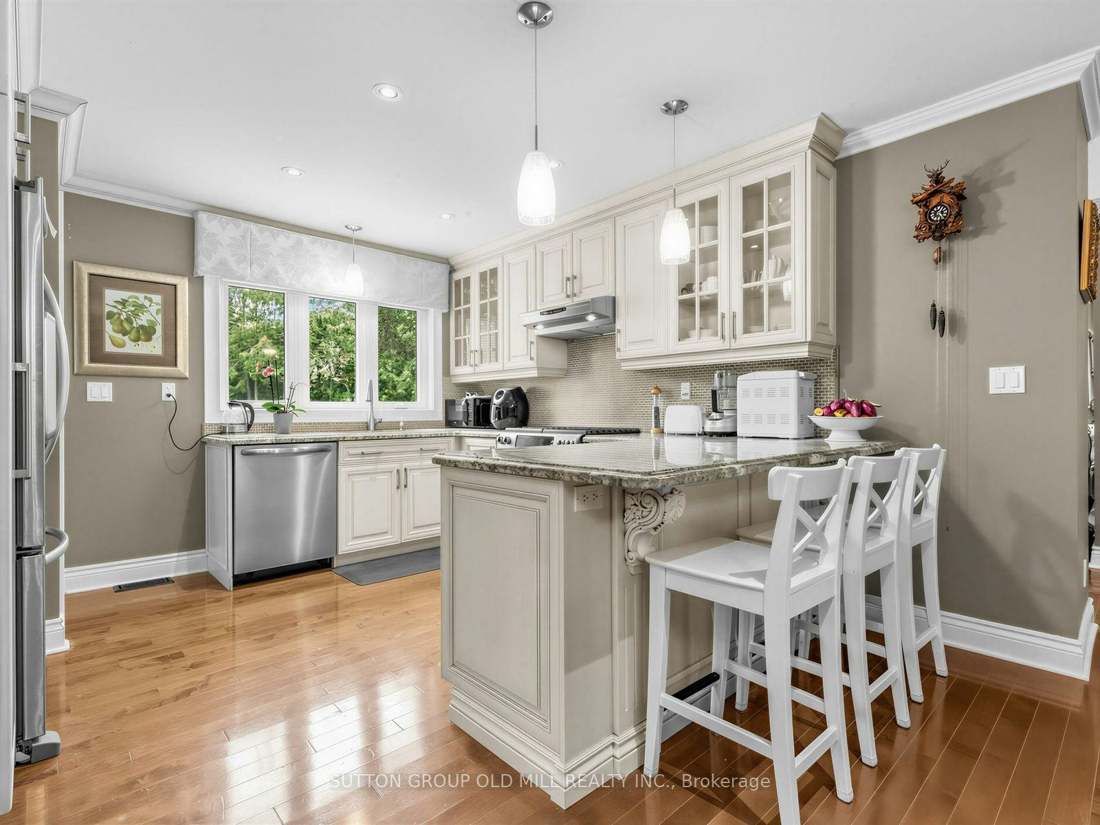 Main-9 Westbank Crescent, Toronto, ON, M9P 1S4 - 13