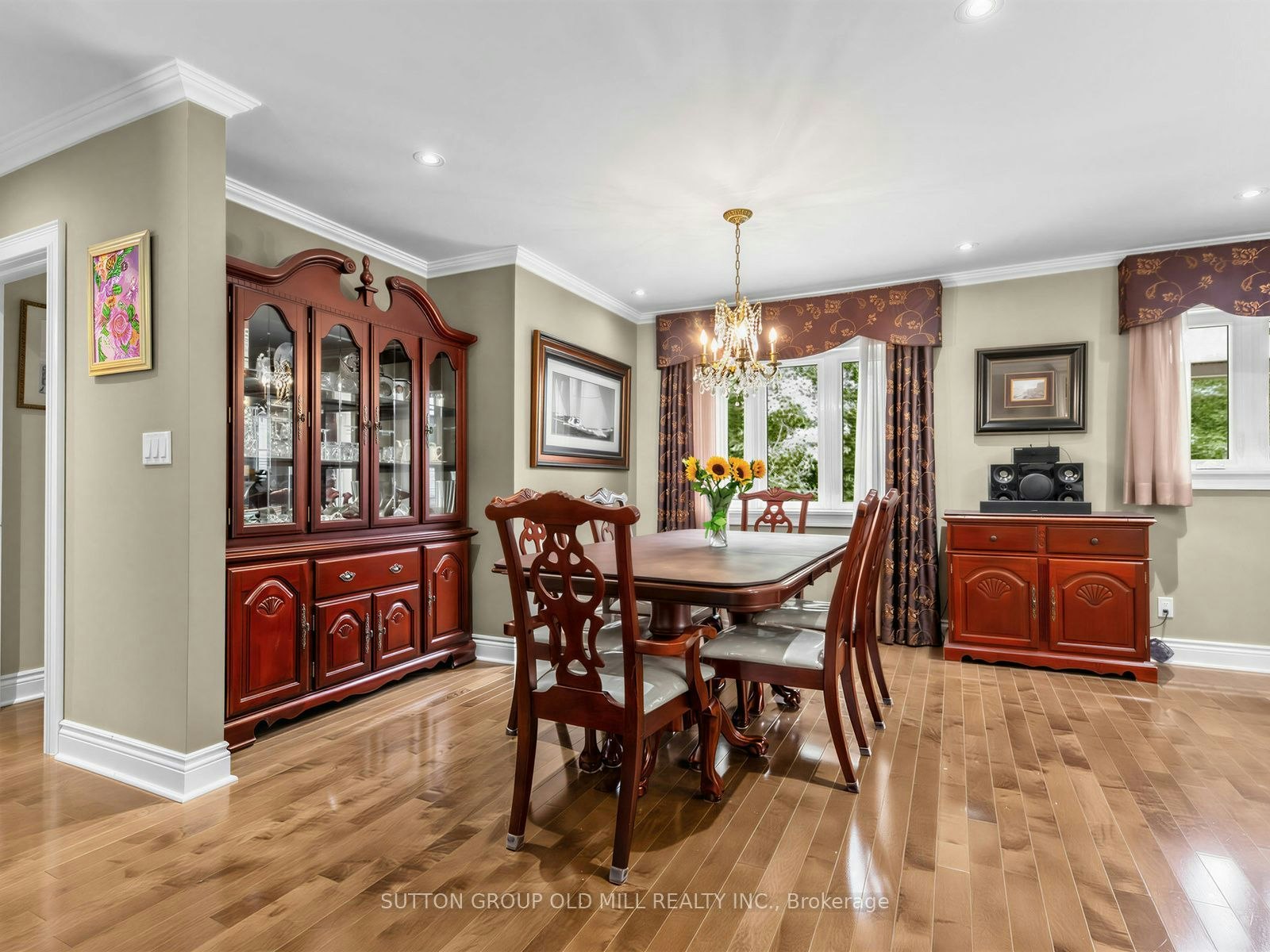 Main-9 Westbank Crescent, Toronto, ON, M9P 1S4 - 10