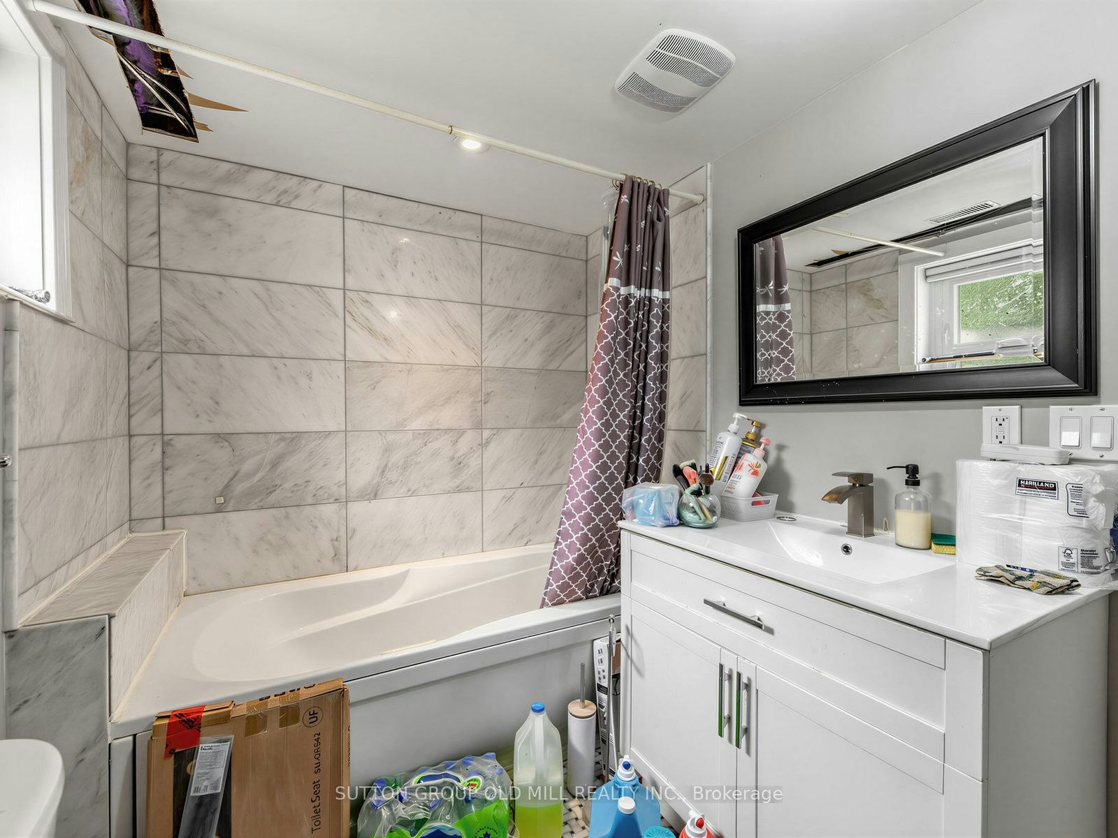 Main-9 Westbank Crescent, Toronto, ON, M9P 1S4 - 29