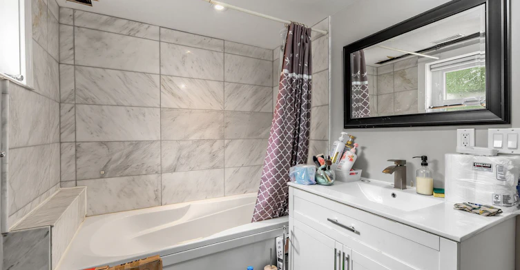 Main-9 Westbank Crescent, Toronto, ON, M9P 1S4 - 29