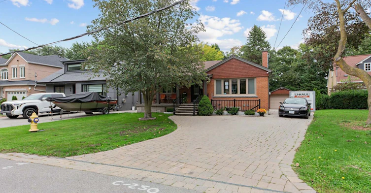 Main-9 Westbank Crescent, Toronto, ON, M9P 1S4 - 3