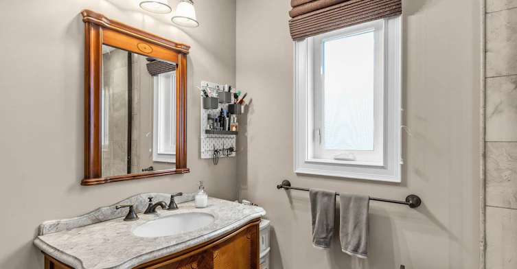 Main-9 Westbank Crescent, Toronto, ON, M9P 1S4 - 26