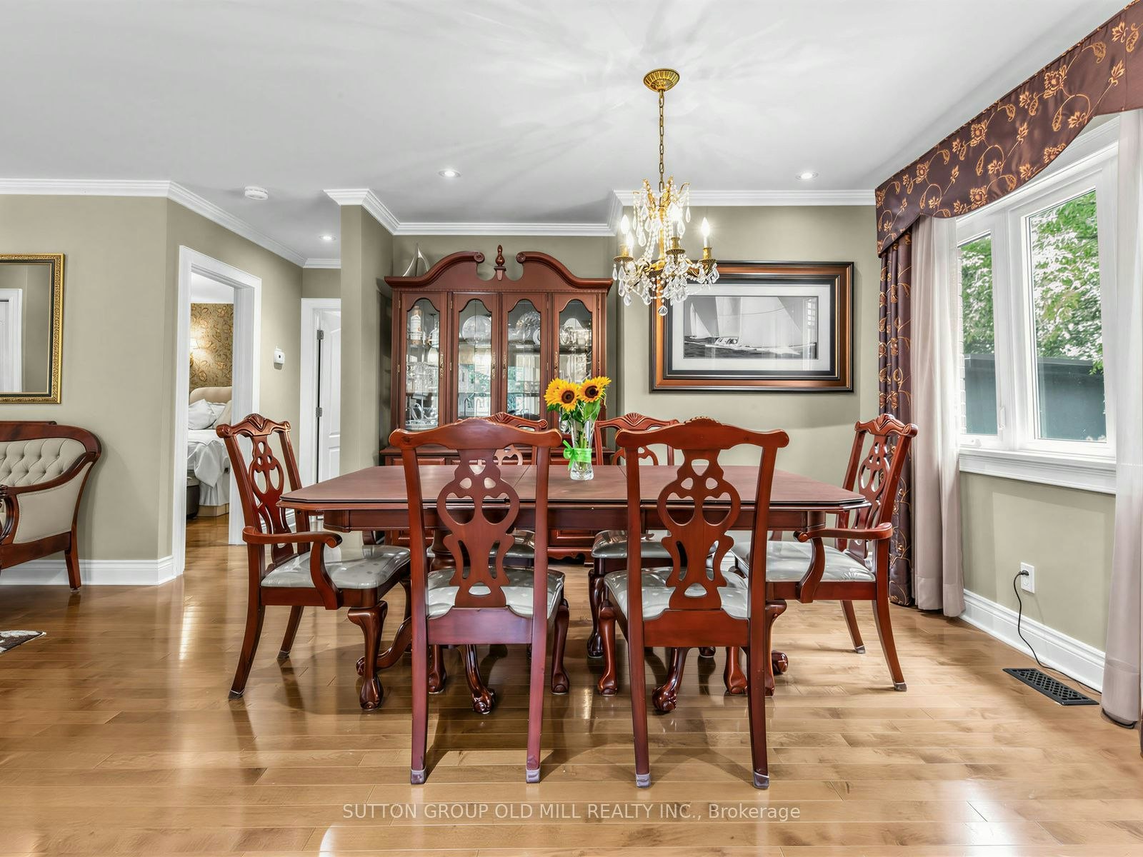 Main-9 Westbank Crescent, Toronto, ON, M9P 1S4 - 11