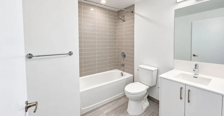 2007-4010 Eglinton Avenue W, Toronto, ON, M9A 0G5 - 11