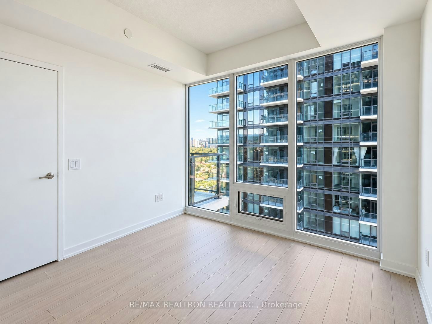 2007-4010 Eglinton Avenue W, Toronto, ON, M9A 0G5 - 8