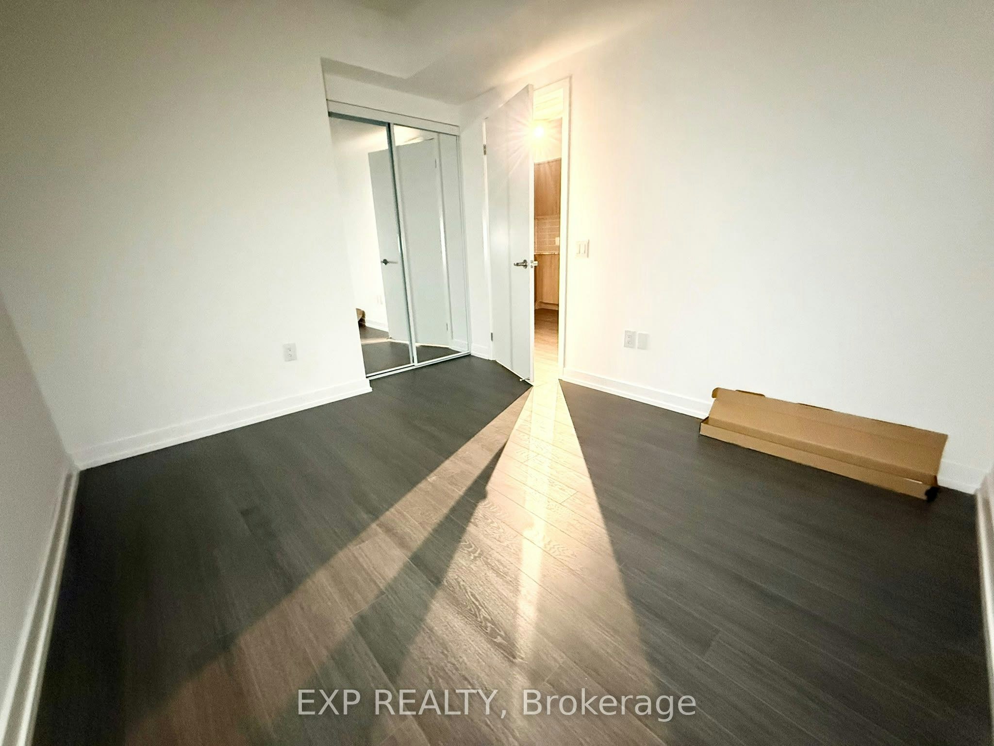 1412-4010 Eglinton Avenue W, Toronto, ON, M9A 0G5 - 9
