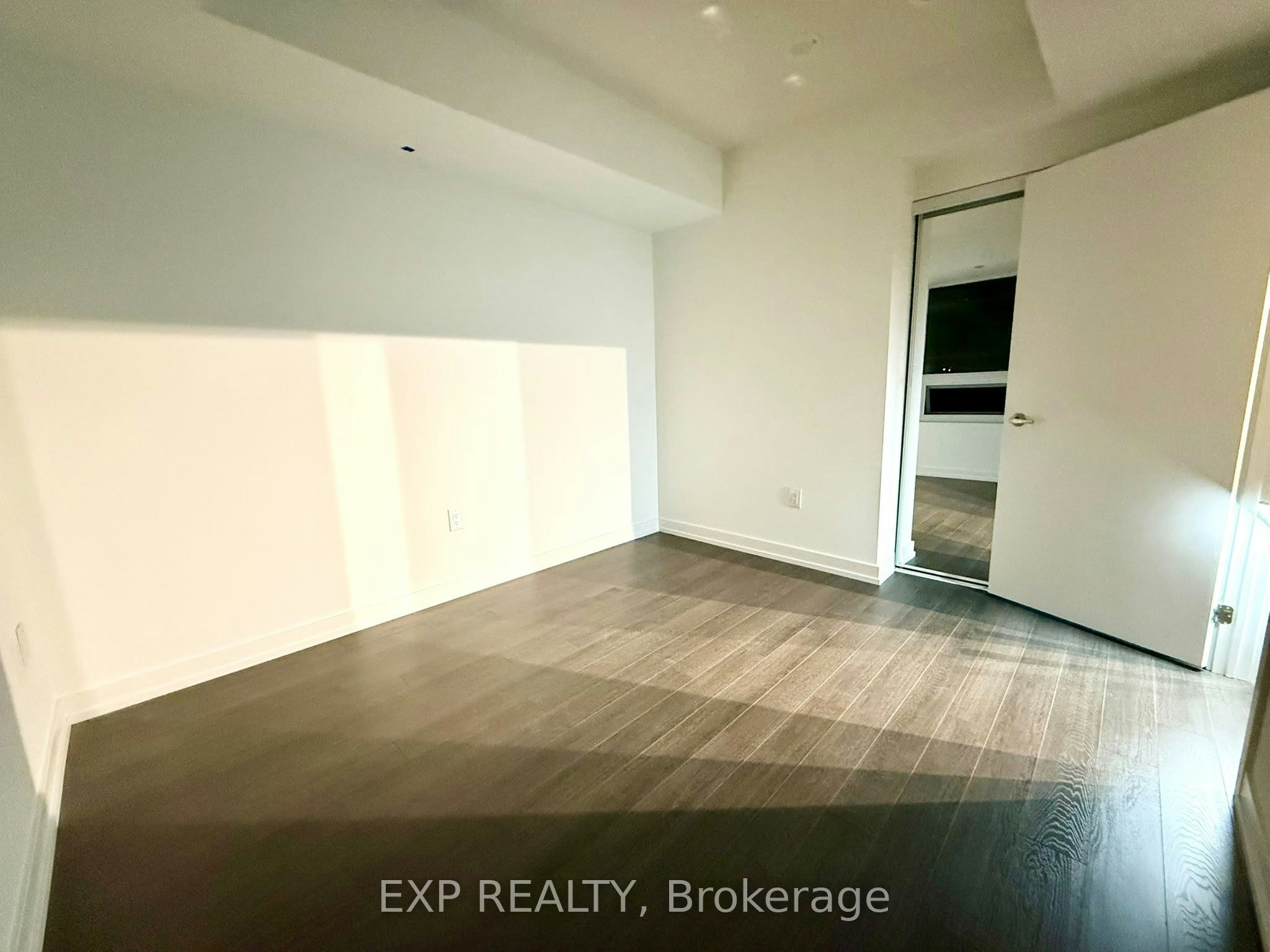 1412-4010 Eglinton Avenue W, Toronto, ON, M9A 0G5 - 8