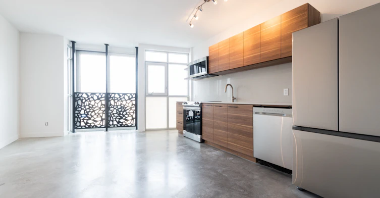 3A-3333 Dundas Street W, Toronto, ON, M6P 2A6 - 5