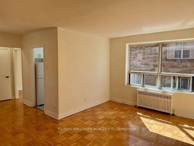 110-11 Anglesey Boulevard, Toronto, ON, M9A 3B2 - 2