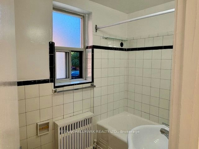 110-11 Anglesey Boulevard, Toronto, ON, M9A 3B2 - 9