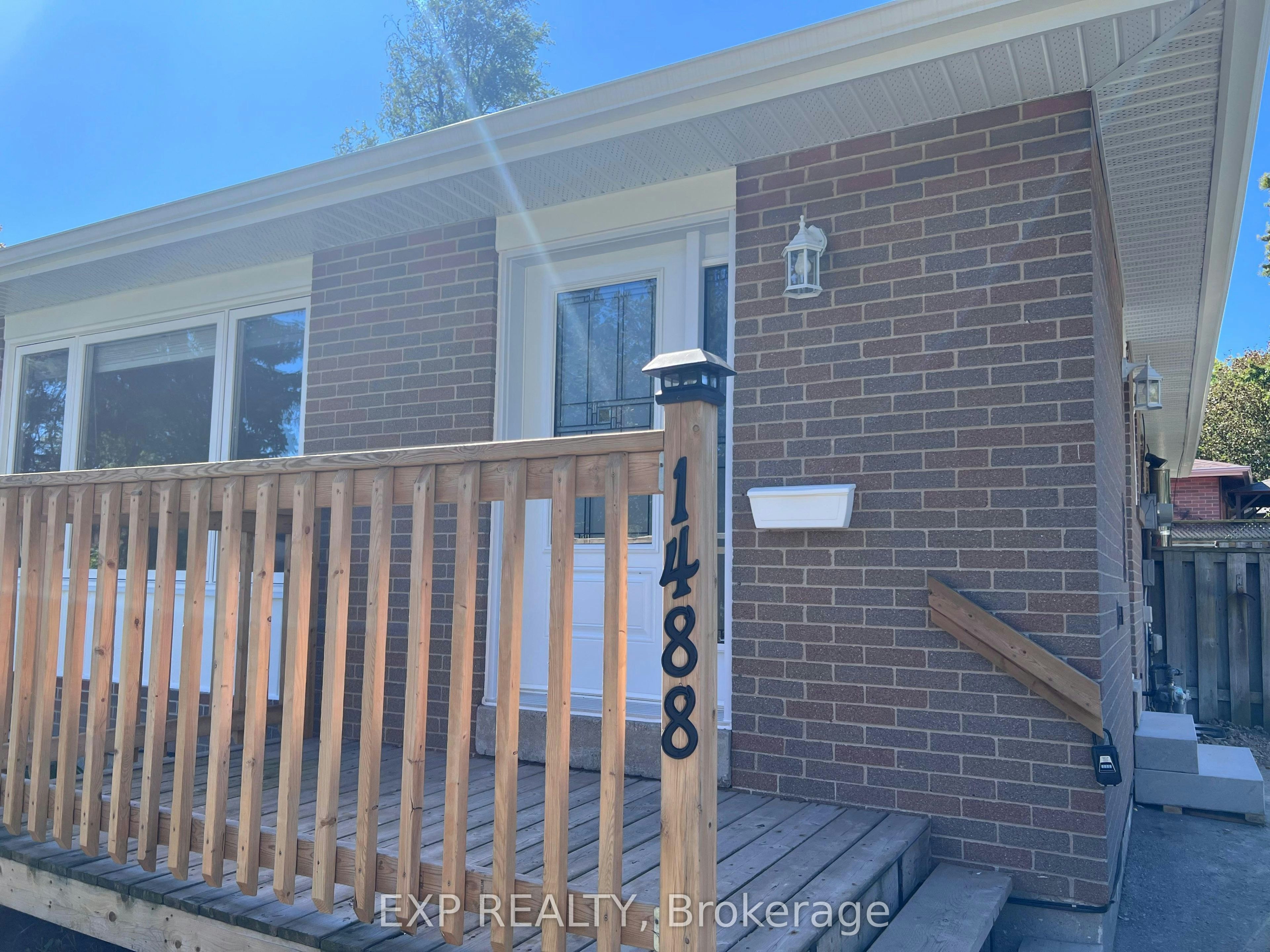1488 Swanage Crescent, Mississauga, ON, L5J 3N8 - 2