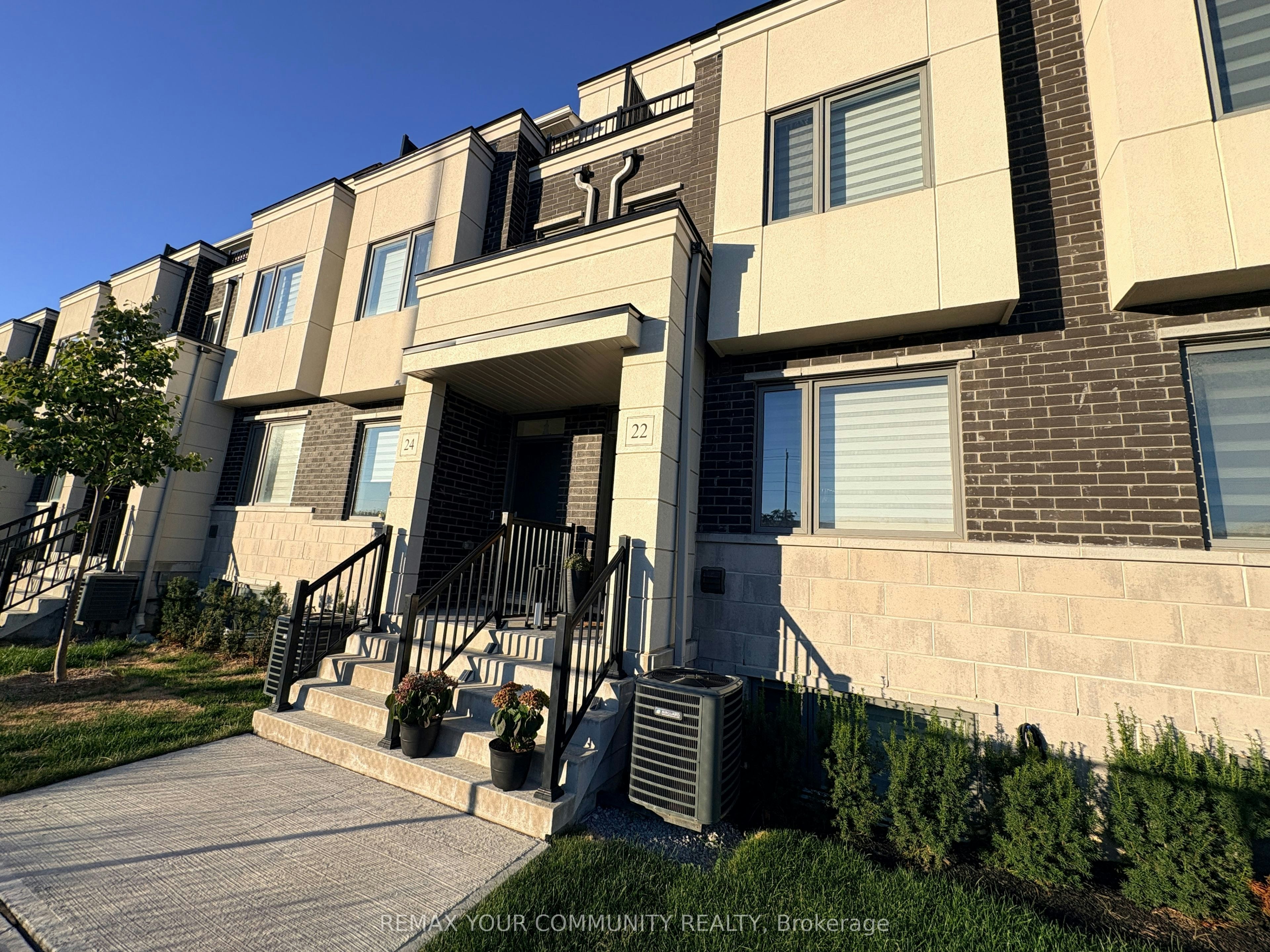 22 Lambert Lane, Caledon, ON, L7E 2E1
