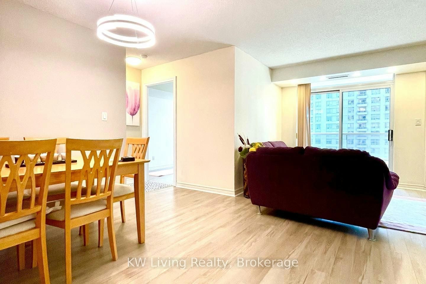 1718-3880 Duke Of York Boulevard, Mississauga, ON, L5B 4M7 - 3