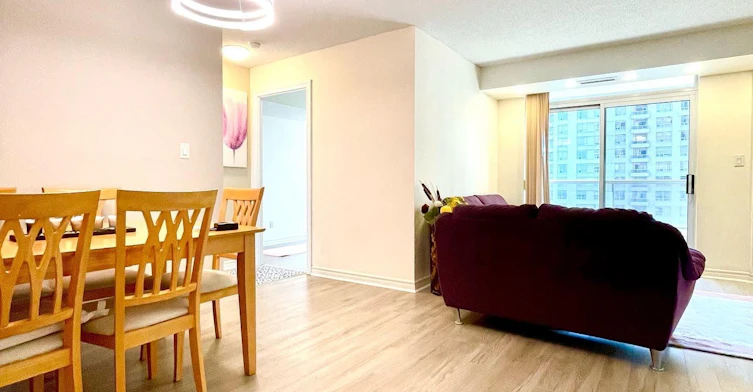 1718-3880 Duke Of York Boulevard, Mississauga, ON, L5B 4M7 - 3