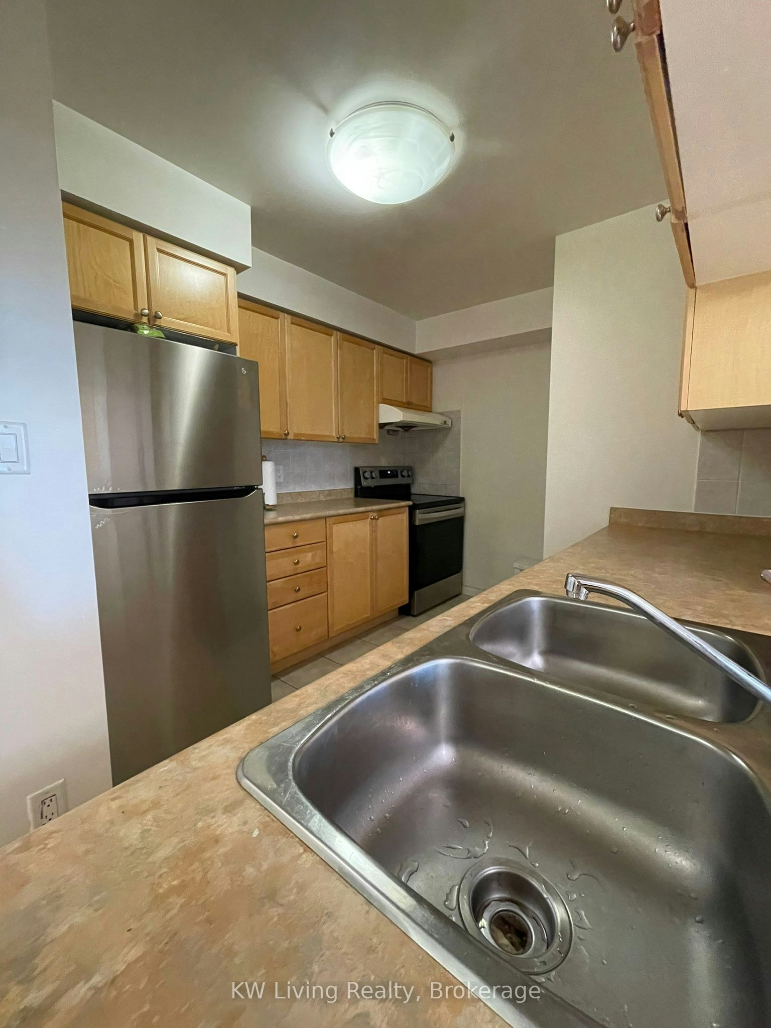 1718-3880 Duke Of York Boulevard, Mississauga, ON, L5B 4M7 - 7