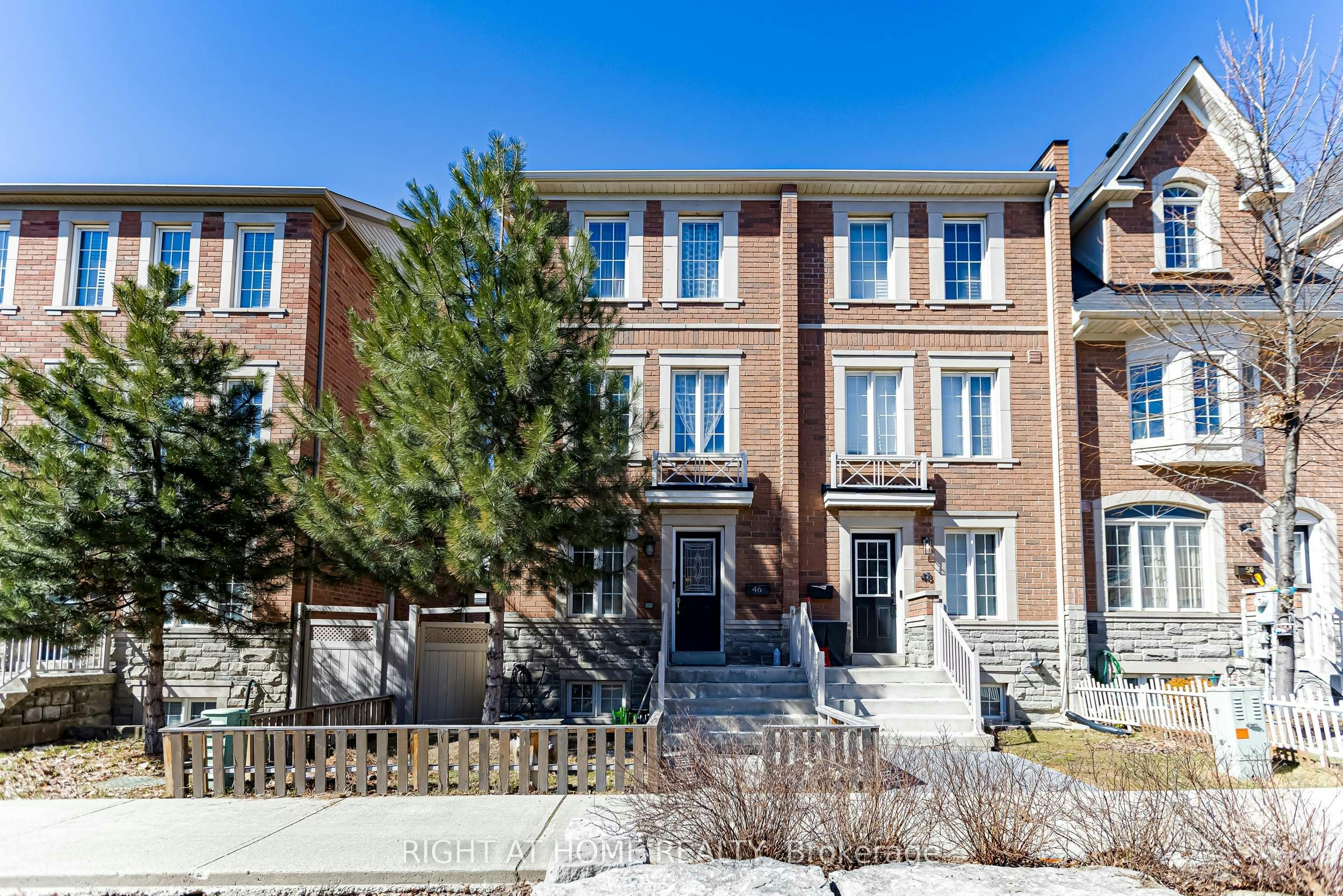 46 Odoardo Di Santo Circle, Toronto, ON, M3L 0E7