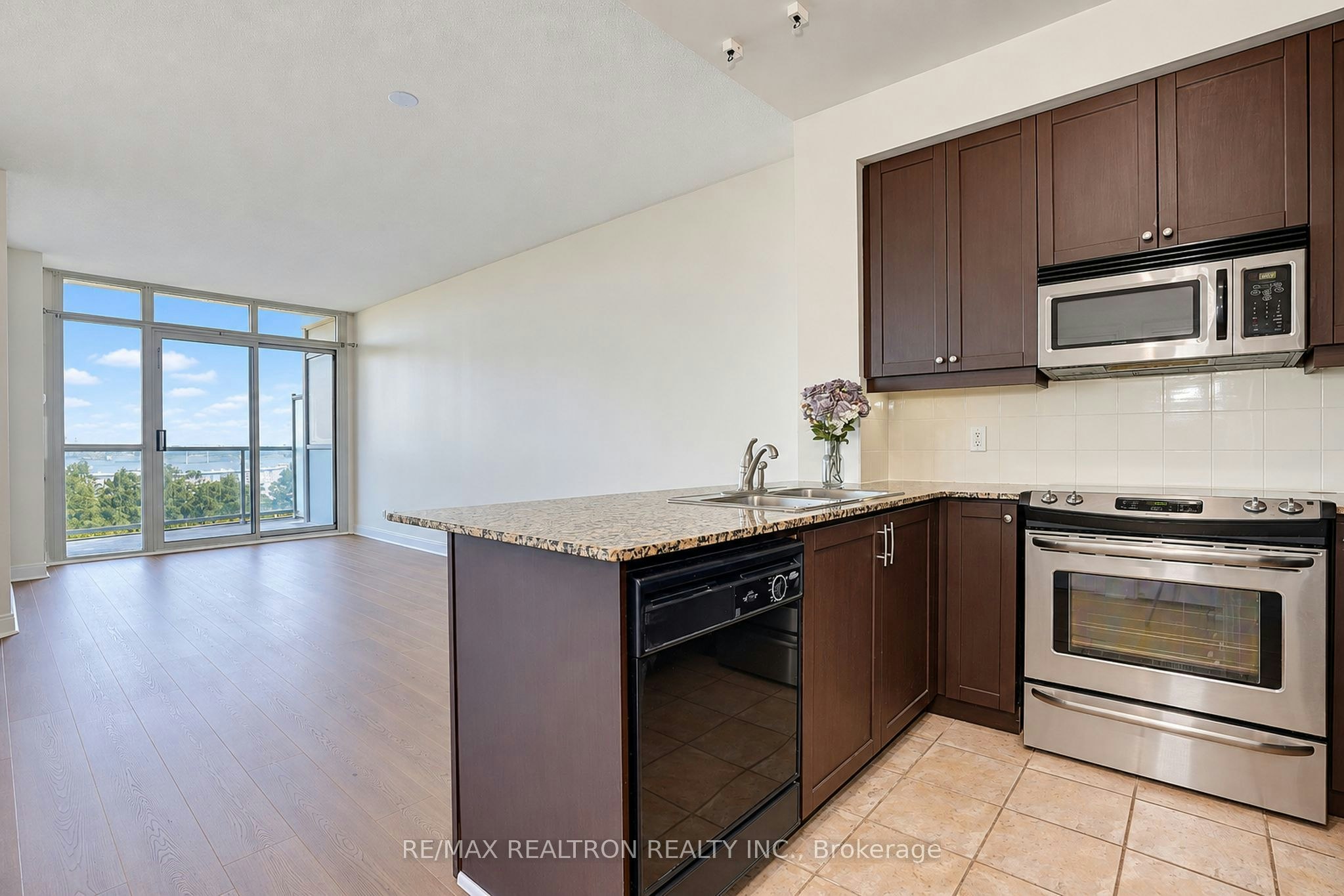 710-90 Absolute Avenue, Mississauga, ON, L4Z 0A3 - 8