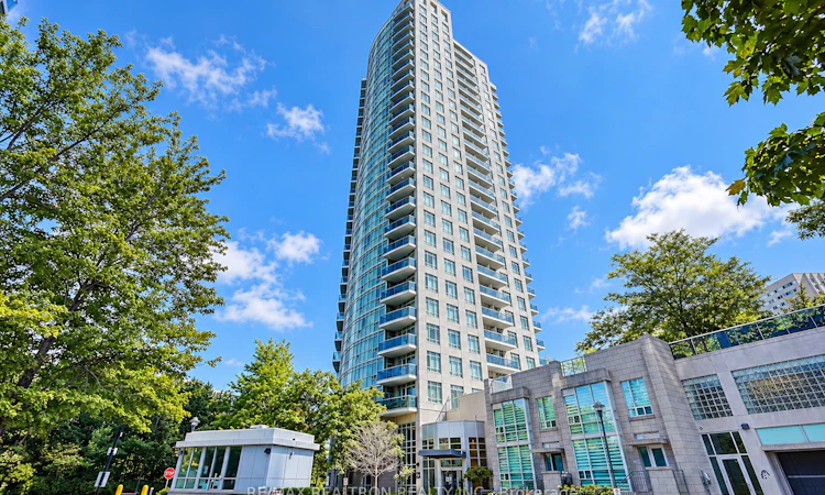 710-90 Absolute Avenue