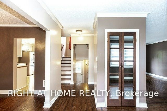 1489 Applewood Road, Mississauga, ON, L5E 2M2 - 5