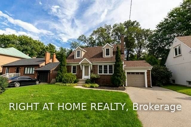 1489 Applewood Road, Mississauga, ON, L5E 2M2