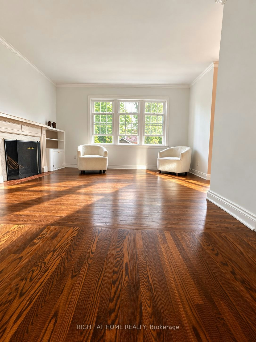 (MAIN FLOOR)-1489 Applewood Road, Mississauga, ON, L5E 2M2 - 7