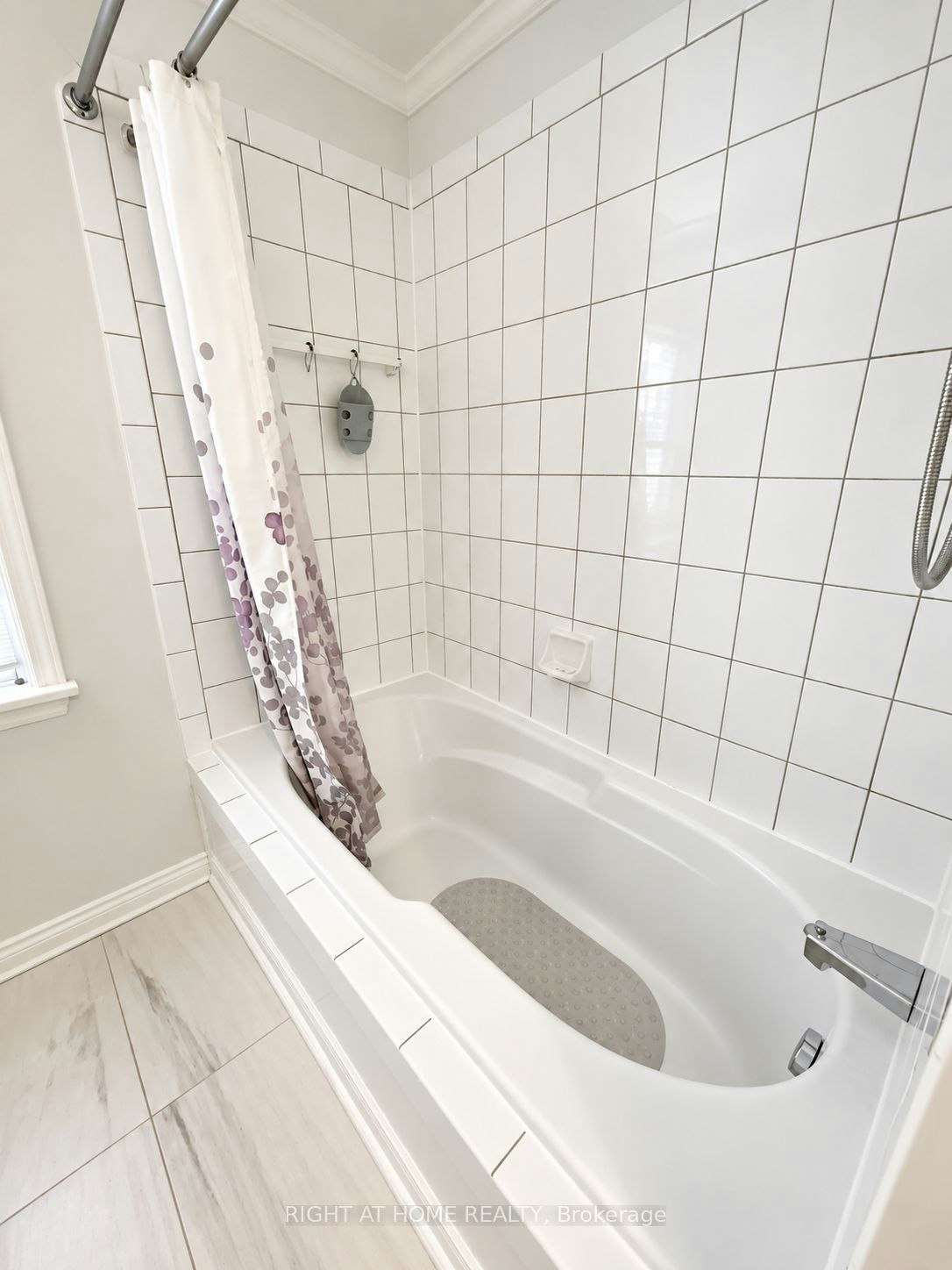 (MAIN FLOOR)-1489 Applewood Road, Mississauga, ON, L5E 2M2 - 35
