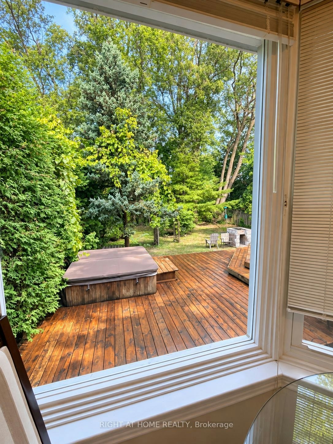 (MAIN FLOOR)-1489 Applewood Road, Mississauga, ON, L5E 2M2 - 16