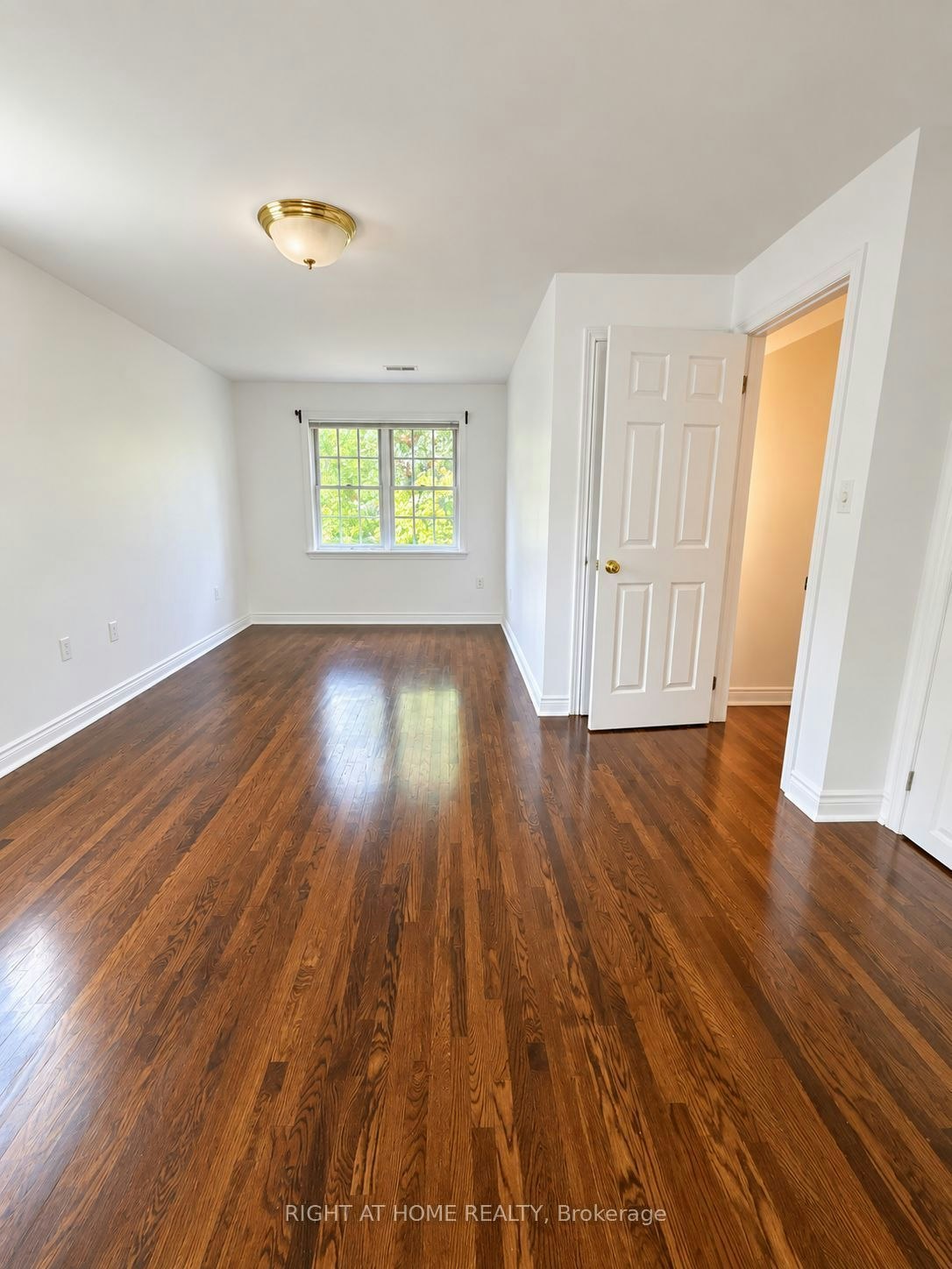 (MAIN FLOOR)-1489 Applewood Road, Mississauga, ON, L5E 2M2 - 23