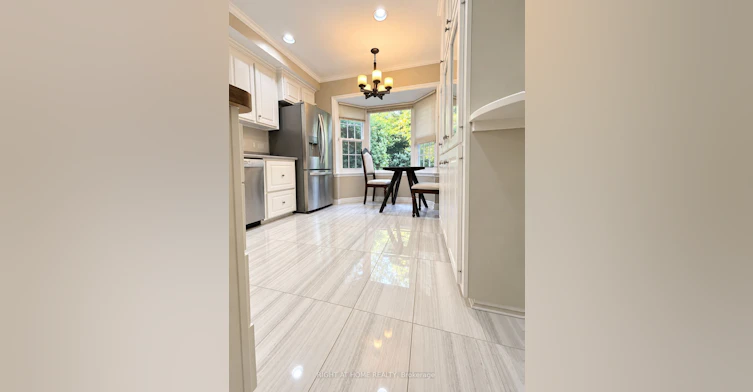 (MAIN FLOOR)-1489 Applewood Road, Mississauga, ON, L5E 2M2 - 14