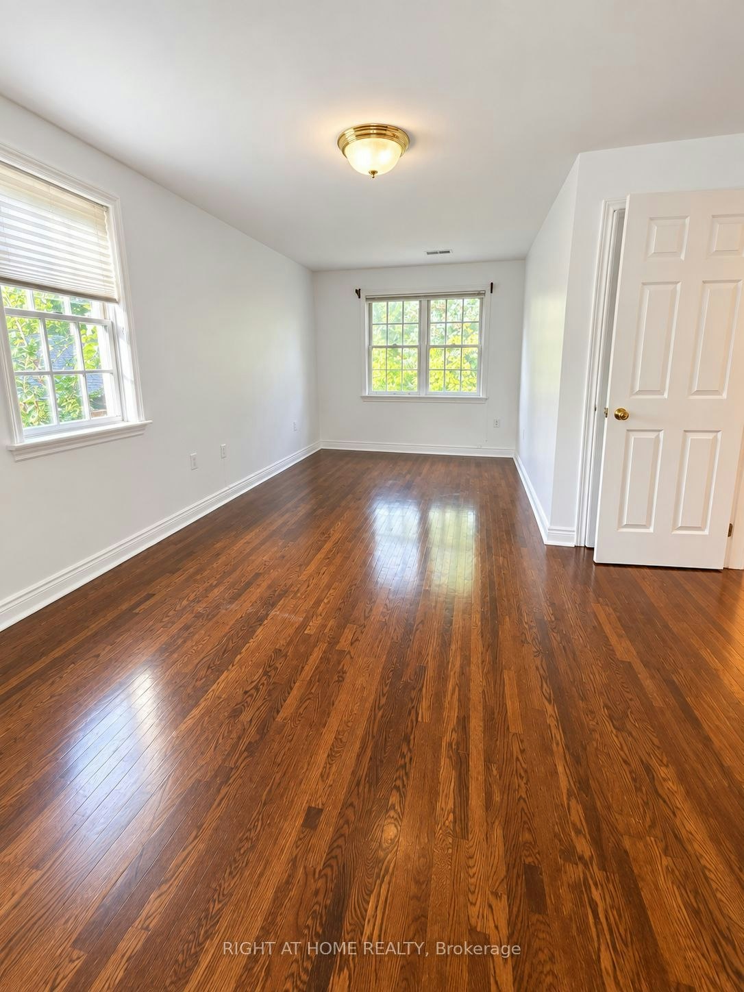 (MAIN FLOOR)-1489 Applewood Road, Mississauga, ON, L5E 2M2 - 24