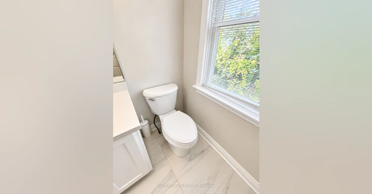 (MAIN FLOOR)-1489 Applewood Road, Mississauga, ON, L5E 2M2 - 36