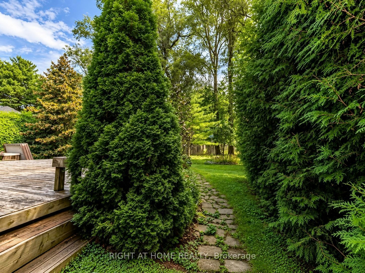 (MAIN FLOOR)-1489 Applewood Road, Mississauga, ON, L5E 2M2 - 43
