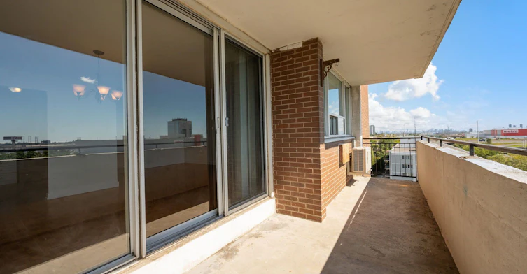 901-14 Neilson Drive, Toronto, ON, M9C 1V6 - 36