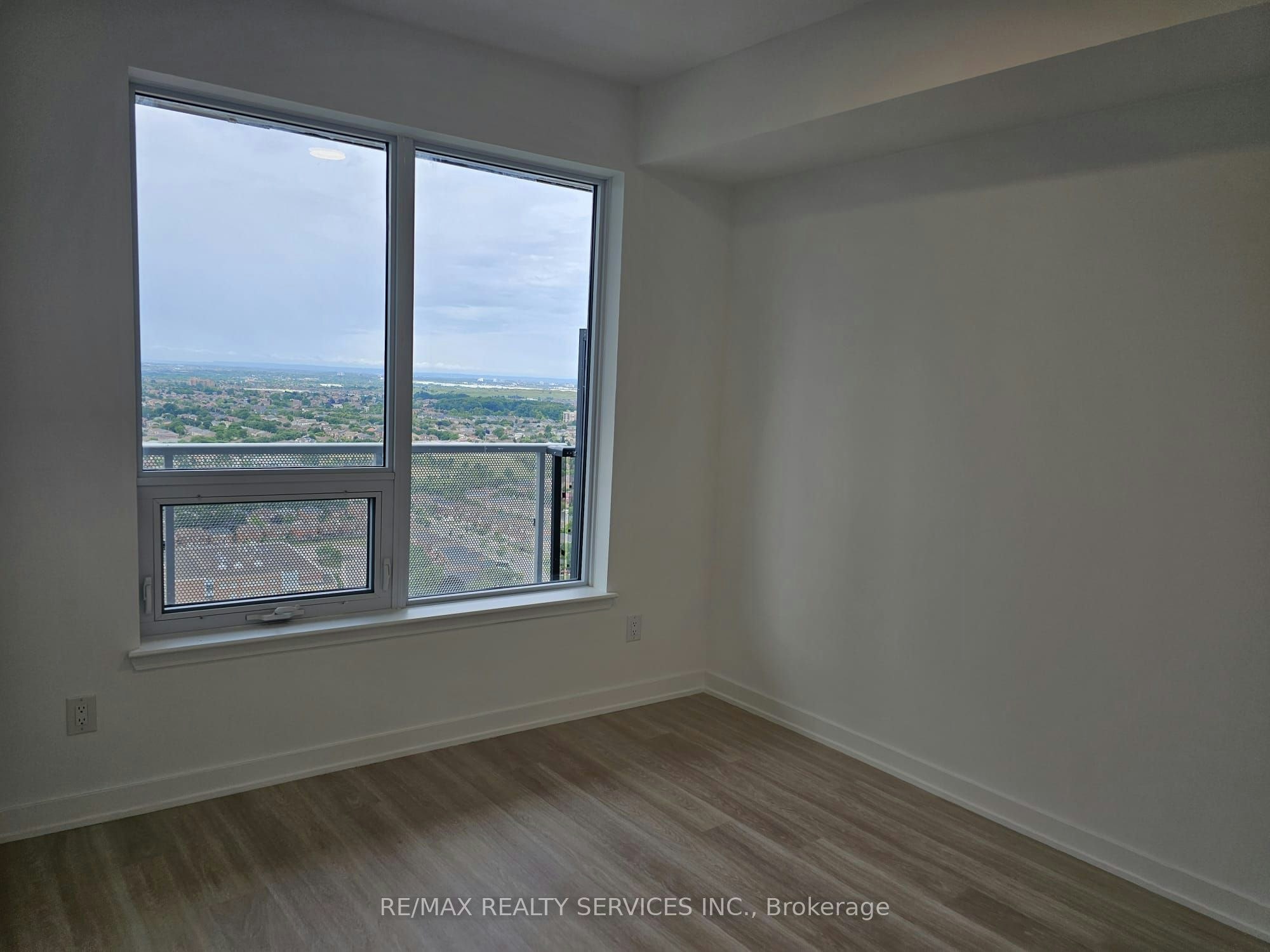 2707-5105 Hurontario Street, Mississauga, ON, L4Z 3X7 - 11
