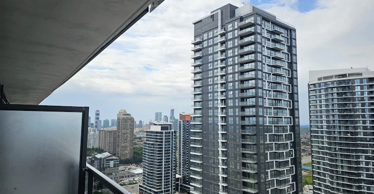 2707-5105 Hurontario Street, Mississauga, ON, L4Z 3X7 - 3