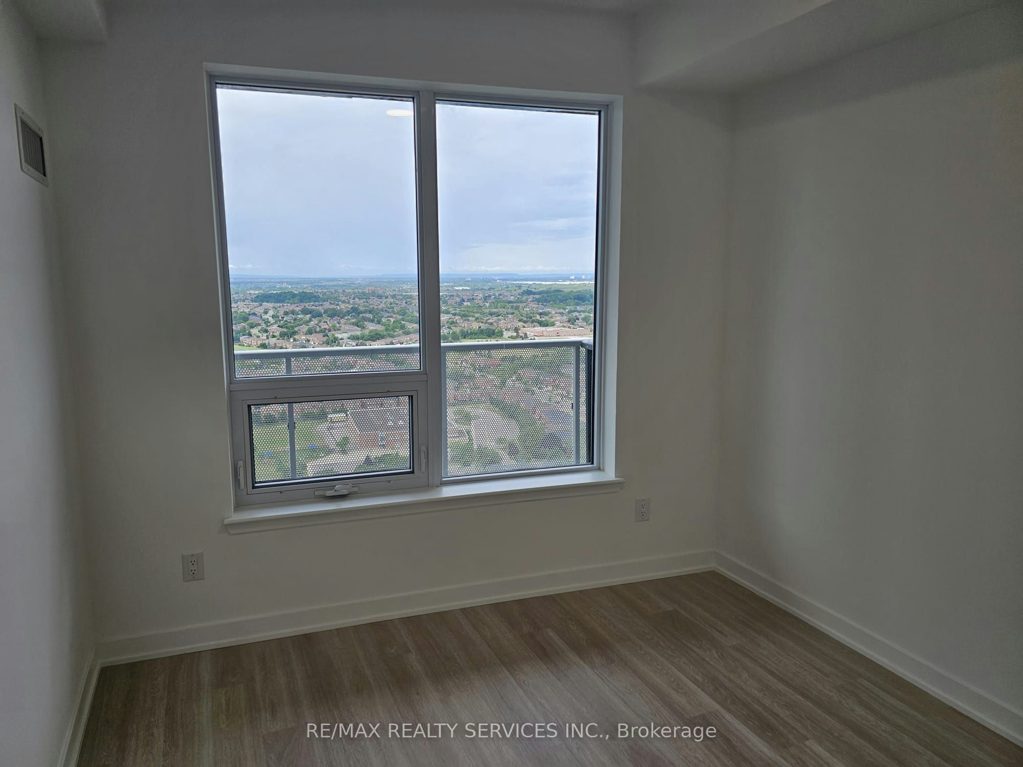 2707-5105 Hurontario Street, Mississauga, ON, L4Z 3X7 - 12