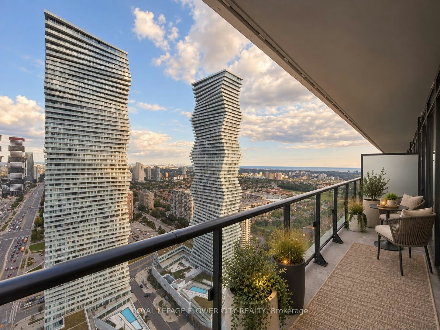 3805-448 Burnhamthorpe Road W, Mississauga, ON, L5B 0R4 - 2