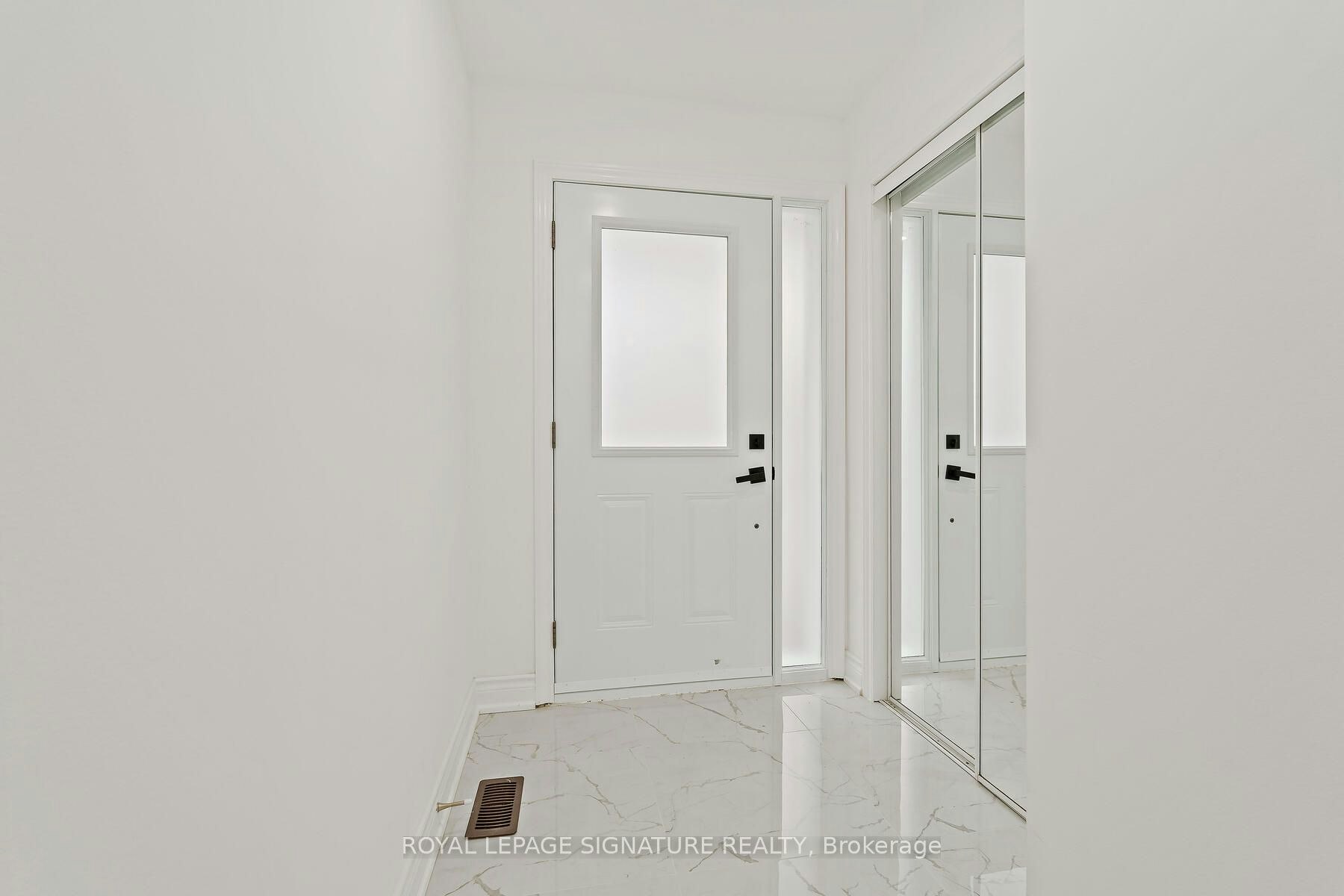 1130 Westview Terrace, Oakville, ON, L6M 3M1 - 4