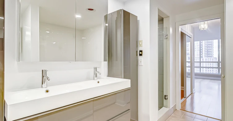 PH7-55 Kingsbridge Garden Circle, Mississauga, ON, L5R 1Y1 - 25