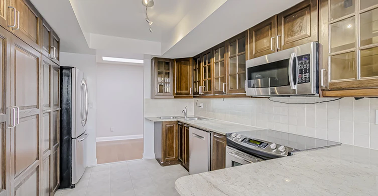 PH7-55 Kingsbridge Garden Circle, Mississauga, ON, L5R 1Y1 - 19