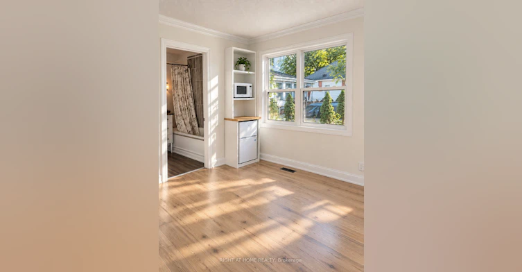 Suite B-242 Arthur Street, Halton Hills, ON, L7J 1M1 - 5