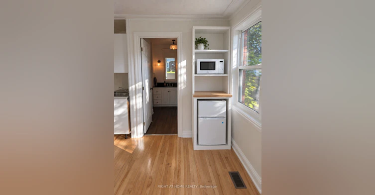 Suite B-242 Arthur Street, Halton Hills, ON, L7J 1M1 - 6