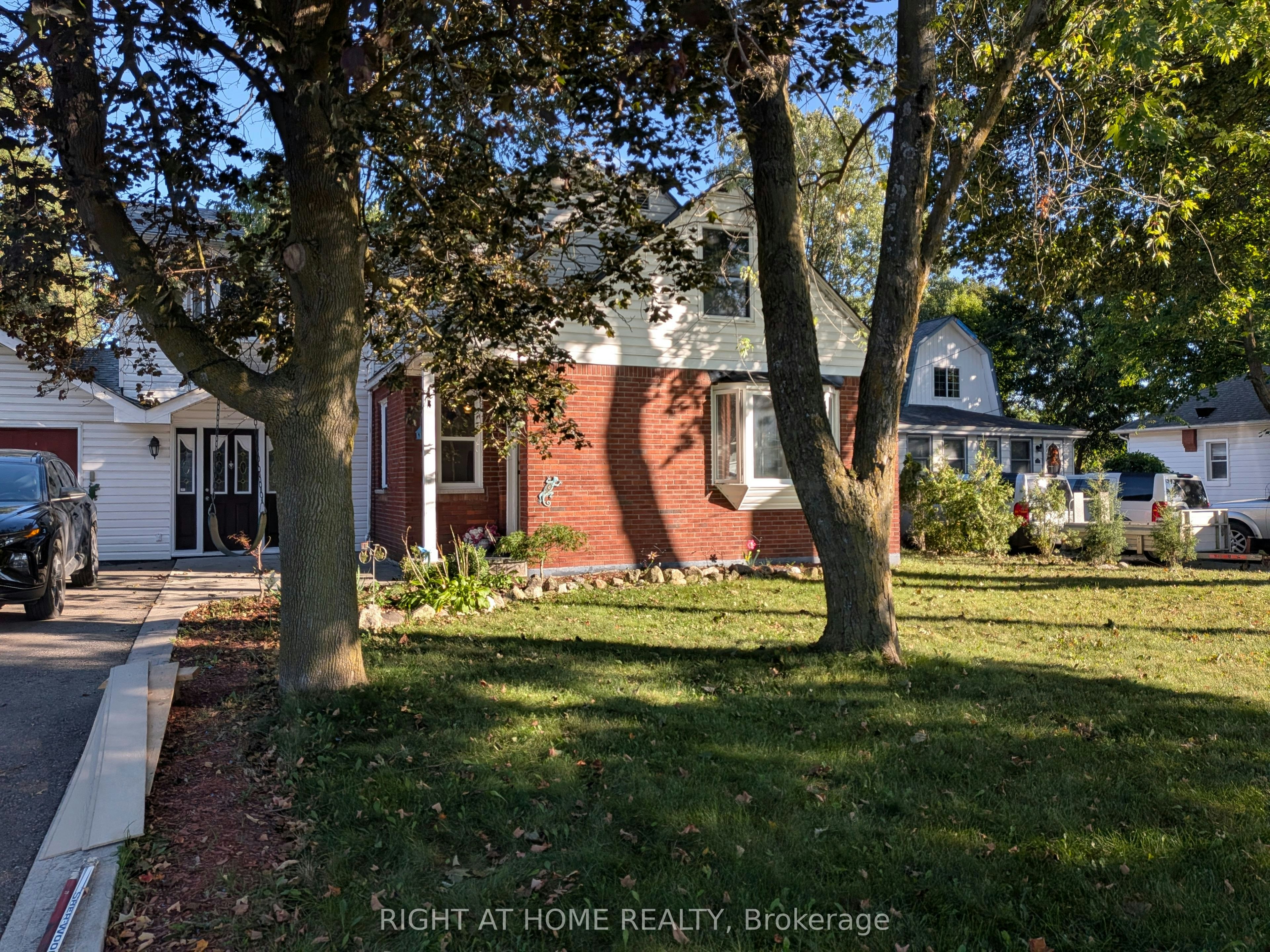 Suite B-242 Arthur Street, Halton Hills, ON, L7J 1M1