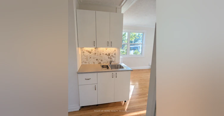 Suite B-242 Arthur Street, Halton Hills, ON, L7J 1M1 - 4